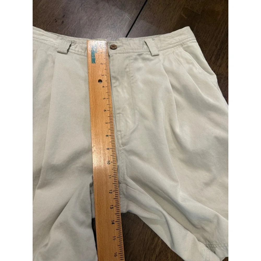 Tommy Bahama Relax Mens 34 Pleated Chino Shorts Khaki Tan Tencel Cotton Blend